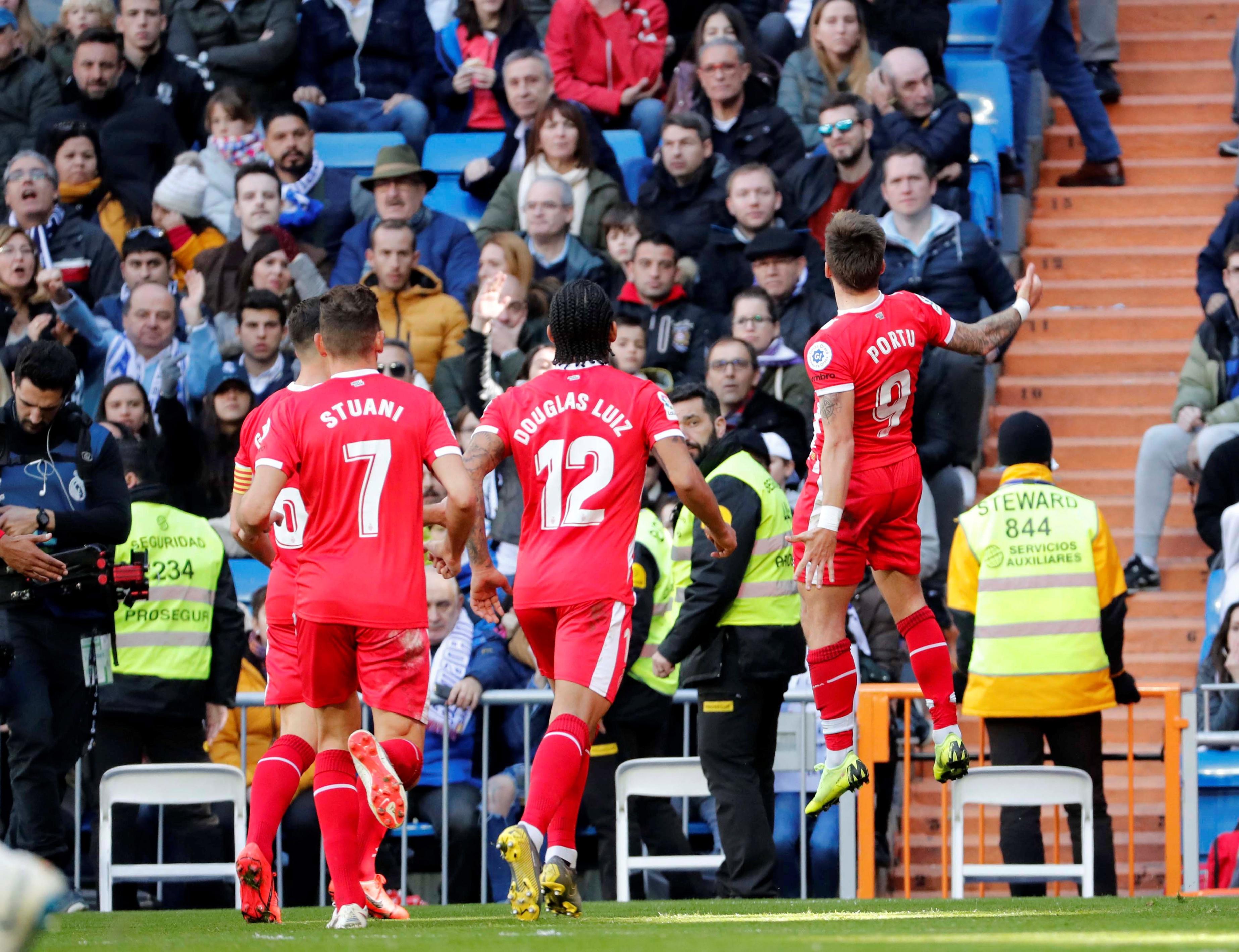 球迷目不转 球迷目不转