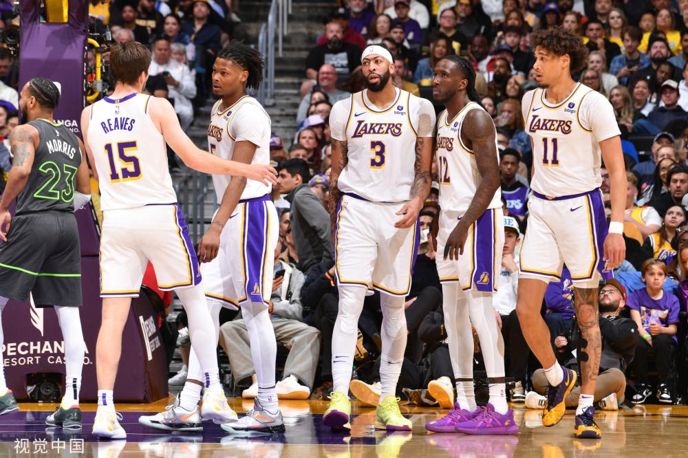 山东体彩女 山东体彩女