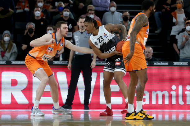 培养年轻球 培养年轻球